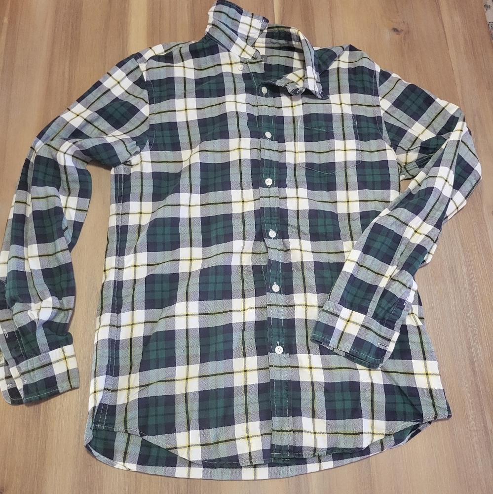 Ll bean signature long sleeve button up size M T. Men or women's